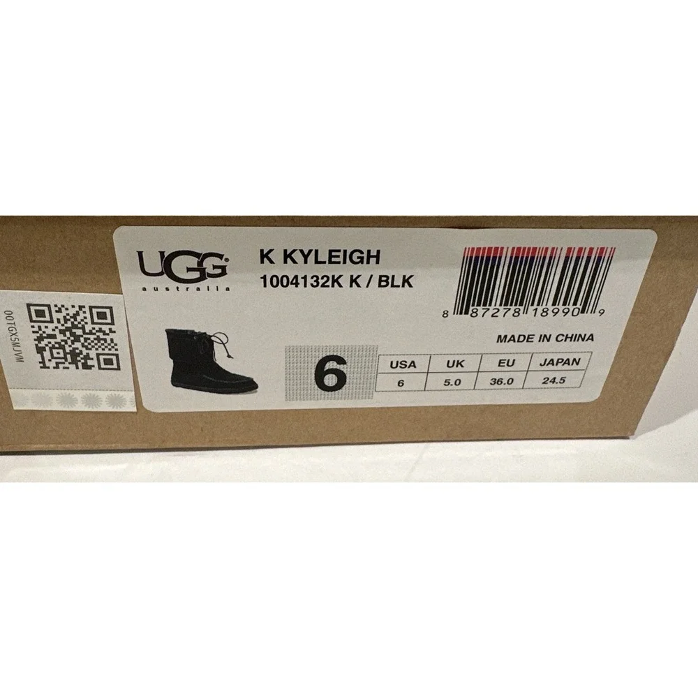 Ugg Australia Big Kid EU 36/US 6 Kyleigh Suede Fringe Moccasin Ankle Boots Black